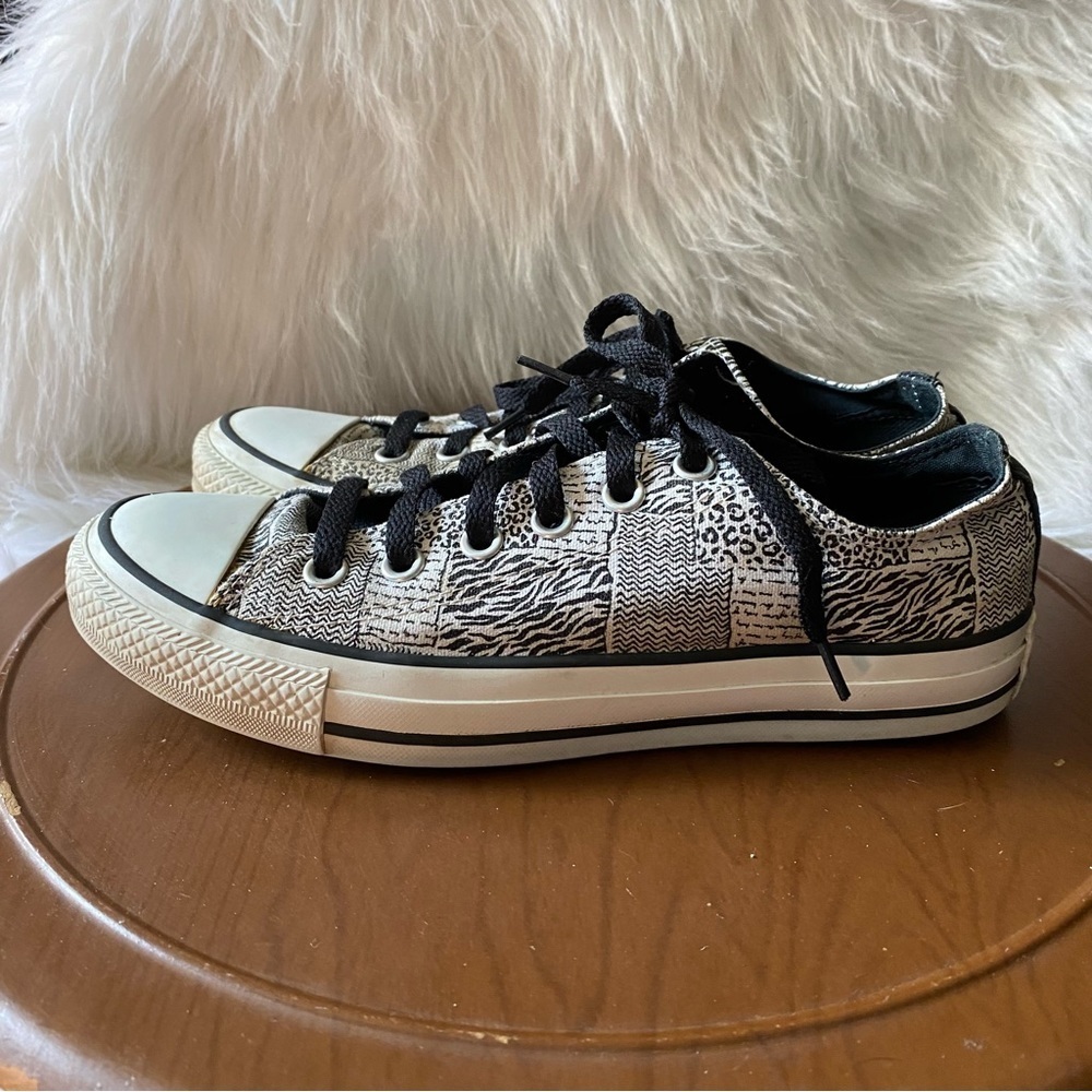 Converse All Star Shoes Womens Size 8 Lace Up Whimsigoth Sneakers